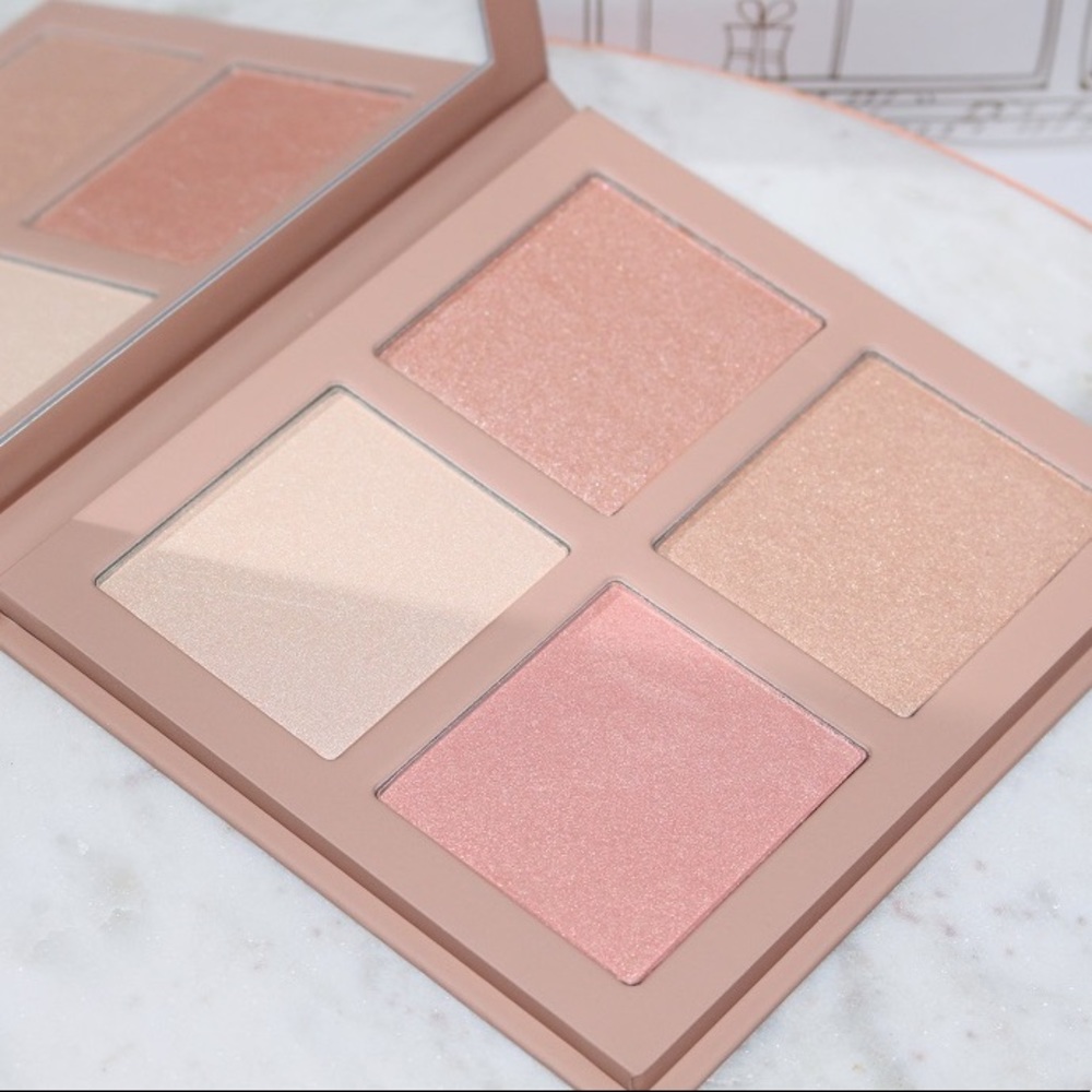 KKW highlighter 1 palette